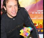 Philippe Candeloro est contraint d'annuler sa tournée d'adieu, suite à la dissolution de la société de production qui gérait son spectacle  Hello and Goodbye .