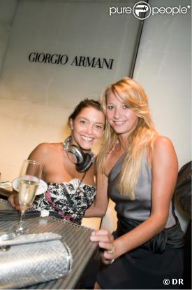 Emma de Caunes et Sarah Lavoine à la soirée Armani dans le cadre de la Nuit de la mode organisée par le magazine Vogue
