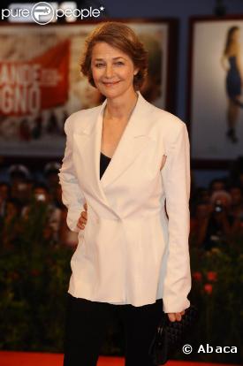 L'actrice Charlotte Rampling a cédé aux sirènes de la pub !