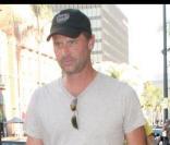 Jeffrey Nordling se promène en famille à Beverly Hills