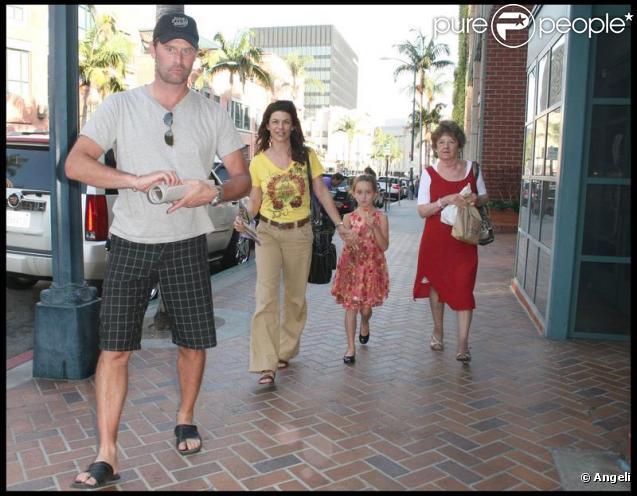 Jeffrey Nordling se promène en famille à Beverly Hills