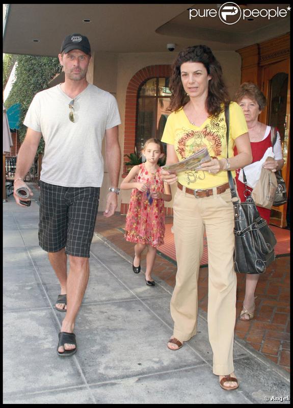Jeffrey Nordling se promène en famille à Beverly Hills