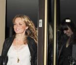 Geri Halliwell sort du bar Mayfair à Londre le 17 septembre 2009