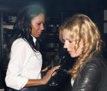 Geri Halliwell et ses copines les Spice Girls vont diner au restaurant Palm à Londres le 17 septembre 2009