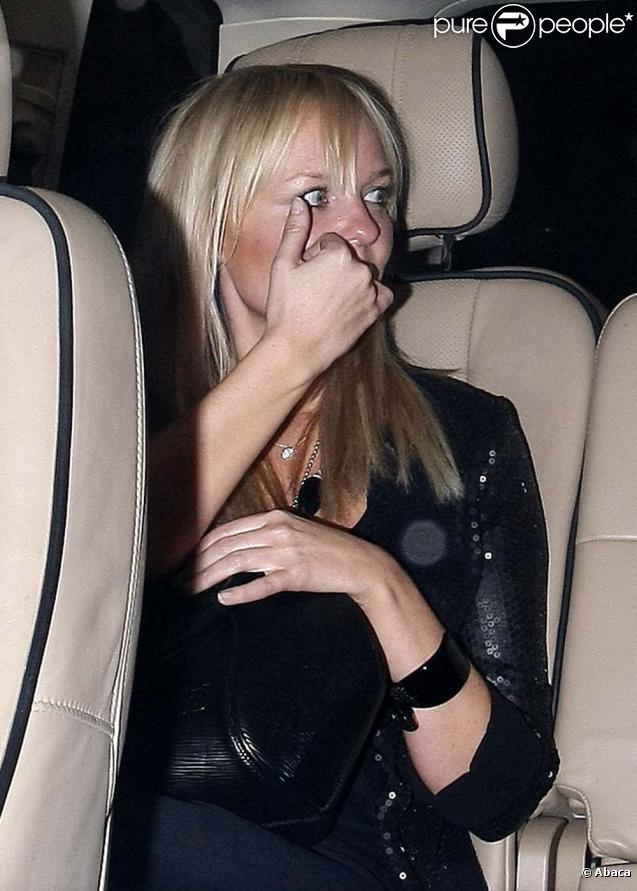 Geri Halliwell et ses copines les Spice Girls vont diner au restaurant Palm à Londres le 17 septembre 2009