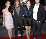 Megan Fox, Johnny Simmons, Amanda Seyfried et Adam Brody lors de la première à Los Angeles de Jennifer's Body le 16 septembre 2009