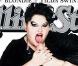 Beth Ditto : la chanteuse punk et trash sait tout faire... même lécher son orteil !