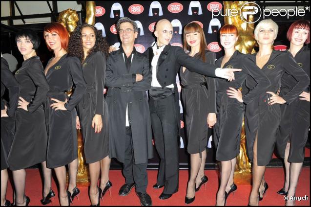 Lundi 21 septembre 2009, le Crazy Horse présente sa nouvelle revue,  Désirs , créée par Philippe Decouflé et Ali Mahdavi 