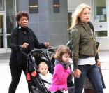 Kate Hudson et Alex Rodriguez se baladent à Seattle avec leurs enfants respectifs. 19/09/09