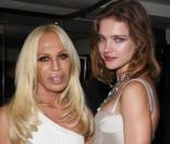 Natalia Vodianova et Donatella Versace à la soirée de mode 