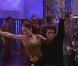 Monica et Ross dansent  La Routine  lors d'un show télévisé (Saison 6. Episode 10)
