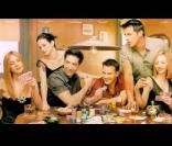 Friends, l'inoubliable série des années 90's a fêté ses 15 ans le 22 septembre dernier ! Purepeople.com souhaite donc un  