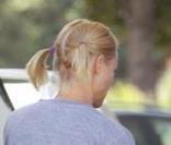 Nicollette Sheridan, sans maquillage, en jogging et baskets s\'est arrêtée dans une station service pour prendre de l\'essence le 18 septembre 2009