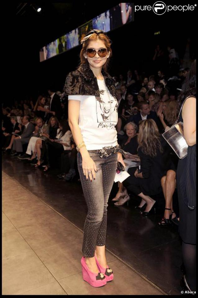 Gulnara Islamovna au défilé Dolce & Gabbana à Milan, le 27 septembre 2009