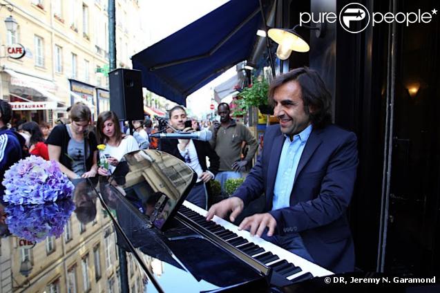 André Manoukian lors du flashmob organisé à Paris (26 septembre 2009)