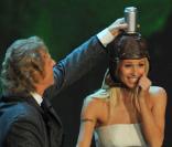 Thomas Gottchalk et Michelle Hunziker dans Wetten, dass...? le 3 octobre 2009.