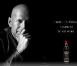 Bruce Willis pose pour la marque de Vodka Sobieski du groupe Belvédère