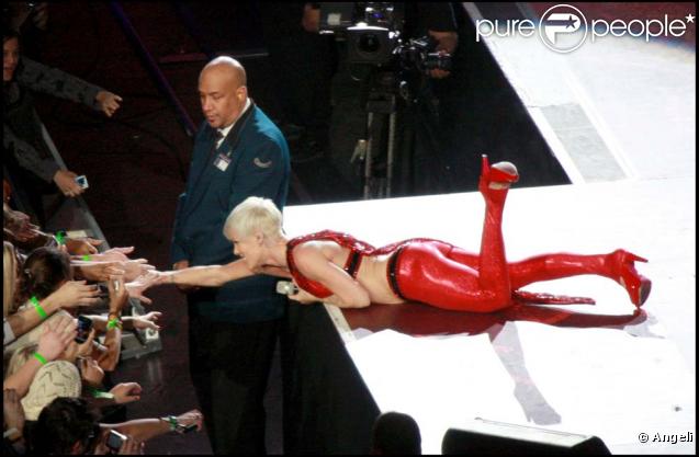 Pink en concert le 5 octobre 2009 sur la scène du Madison square garden à New York !