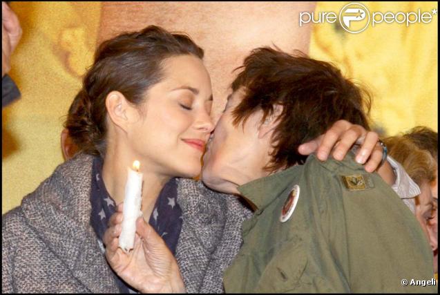 Jane Birkin remercie Marion Cotillard pour son indéfectible soutien. 