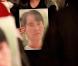 Dans la foule, beaucoup tenaient le portrait de la dissidente birmane dans leur bras. 