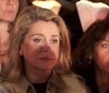Catherine Deneuve n'a pu cacher son émotion pendant cet hommage. 