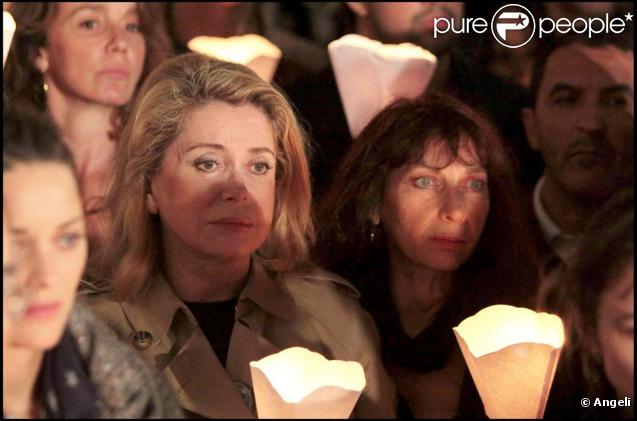 Catherine Deneuve n'a pu cacher son émotion pendant cet hommage. 