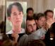 Emprisonnée dans sa résidence depuis 1994, Aung San Suu Kyi est ainsi écartée de la vie politique de son pays. 