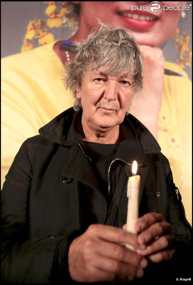 Jacques Higelin se fait rare, sauf lorsque la situation l'impose. 