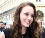Leighton Meester sortant du défilé Louis Vuitton, le 7 octobre 2009