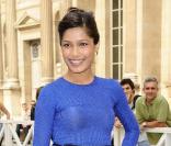 Freida Pinto au défilé Vuitton à Paris