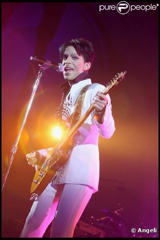 Prince sur la scène du Grand Palais, dimanche 11 octobre 2009 !
