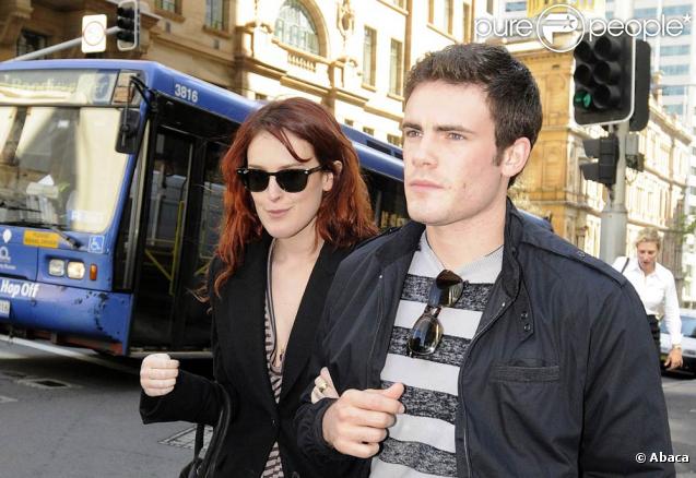 Rumer Willis et son boyfriend Micah Alberti sortent d'un déjeuner au Wagamama à Sydney en Australie le 29 septembre 2009