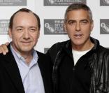 George Clooney et Kevin Spacey, à l'occasion de la présentation de  The men who stare at goats , dans le cadre du BFI London Film Festival, à Londres, le 15 octobre 2009 !