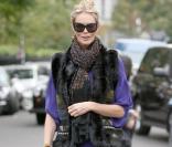 Elle Macpherson 
