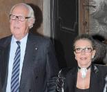Le prince Victor Emmanuel de Savoie et la princesse Marina Doria de Savoie lors de l'inauguration de l'exposition ''Les Années Brigitte Bardot'' à Rome le 15 octobre 2009