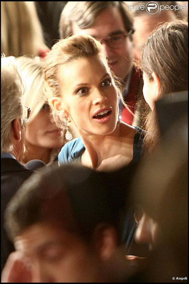 Hilary Swank à la première d'Amelia le 20/10/09 à New York !