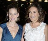 Hilary Swank et Mariska Hargitay à la première d'Amelia le 20/10/09 à New York !