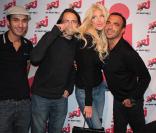Mustapha, Flo, Victoria Silvstedt et Nikos