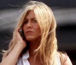 Pendant des années, Jennifer Aniston a fait rêvé les femmes du monde entier, avec sa célèbre coupe dégradée. Aujourd'hui, plus question pour l'actrice de négliger cet atout. 