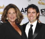 Lainie Kazan et John Loyd Young lors de l'avant-première de Oy Vey ! My Son is Gay ! le 22 octobre à Los Angeles