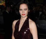 Eva Green sublime, à l'occasion de l'avant-première de  Cracks , qui s'est tenue au Vue West End, dans le cadre du 53e London Film Festival, à Londres, le 25 octobre 2009 !