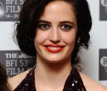 Eva Green, hypnotisante, à l'occasion de l'avant-première de  Cracks , qui s'est tenue au Vue West End, dans le cadre du 53e London Film Festival, à Londres, le 25 octobre 2009 !