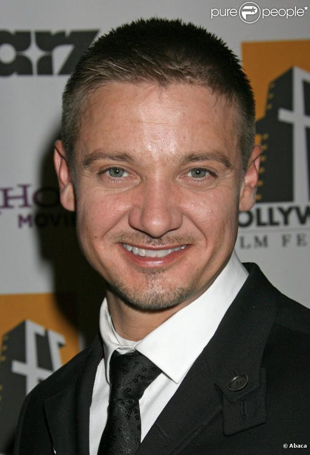 Jeremy Renner lors de la 13e soirée annuelle des Hollywood Awards à Los Angeles le 26 octobre 2009