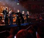 Les Monty Python au grand complet sur la scène du royal albert hallde Londres pour une représentation exceptionnelle de Not The Messiah, le 23 octobre 2010.