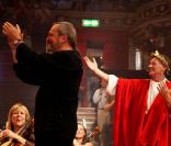 Les Monty Python au grand complet sur la scène du royal albert hallde Londres pour une représentation exceptionnelle de Not The Messiah, le 23 octobre 2010.