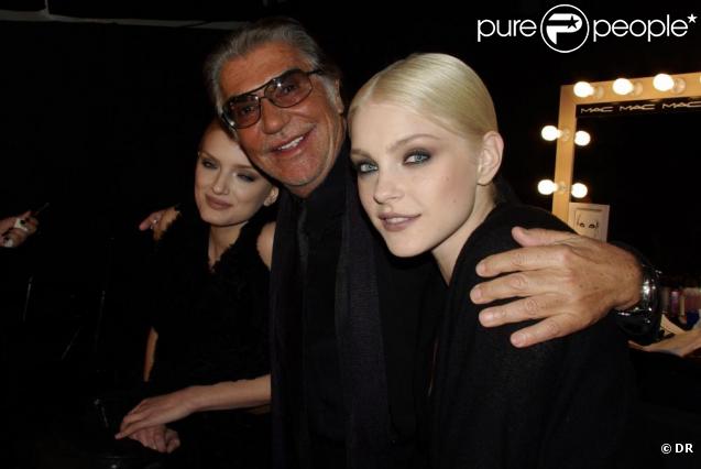 Roberto Cavalli en backstage de son défilé à Istanbul le 24 octobre