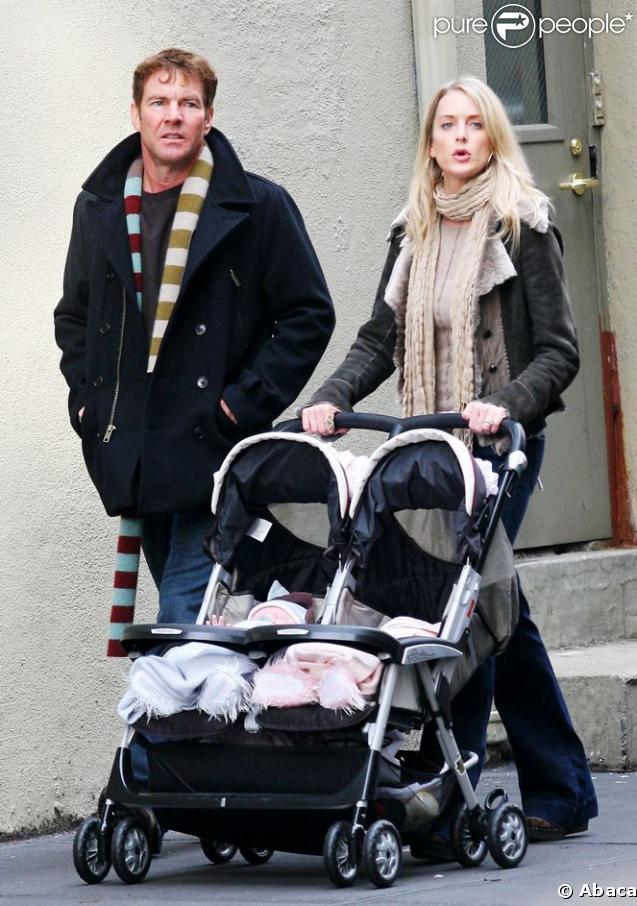 Dennis Quaid, sa femme, Kimberly Buffington, et leurs jumeaux, Thomas Boone et Zoe Grace