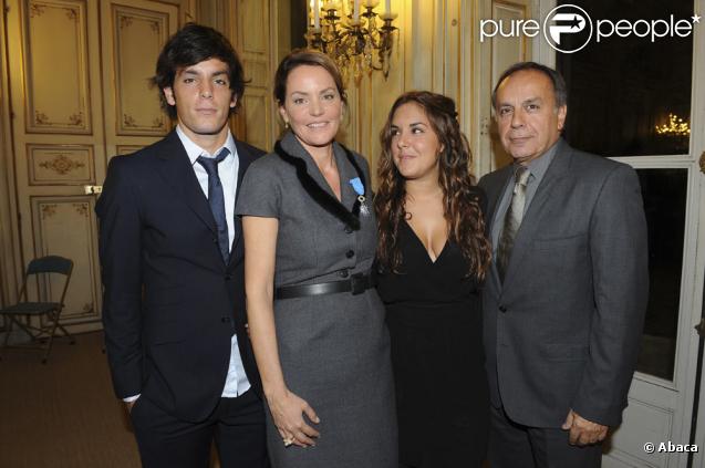 Léo, Cendrine, Léa et Patrice Dominguez au ministère de l'écologie (27 octobre 2009)