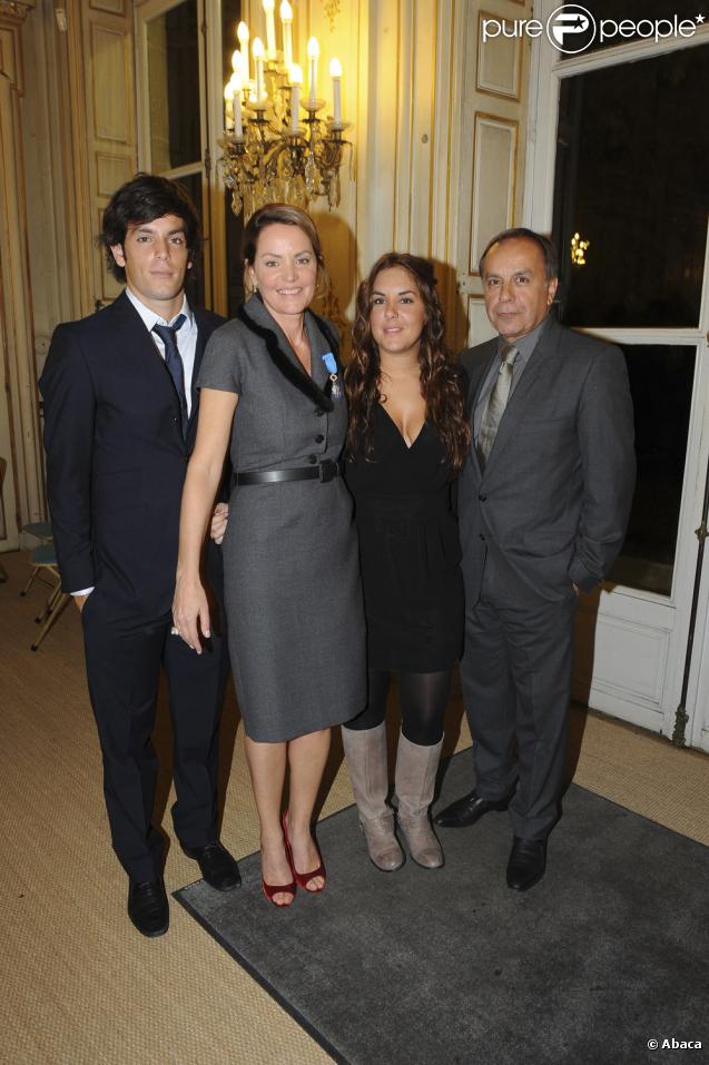 Léo, Cendrine, Léa et Patrice Dominguez au ministère de l'écologie (27 octobre 2009)