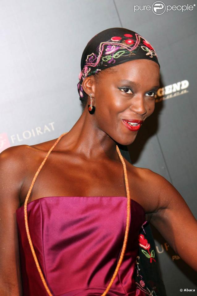 Fatou N'Diaye, à l'occasion de l'ouverture du bar lounge Black Legend, à Monte Carlo, le 29 octobre 2009.